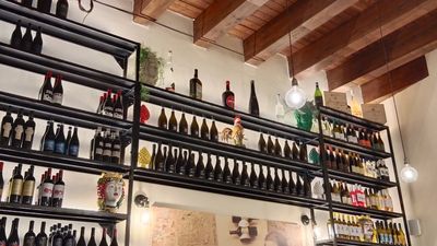 Interno dell'Osteria Nonna Dora